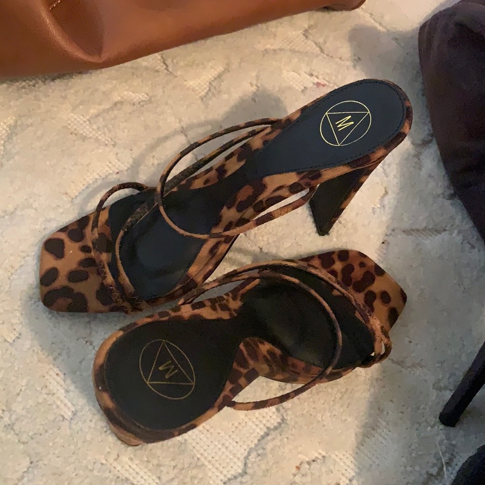 Never worn